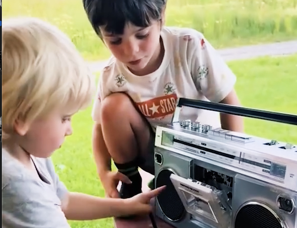 Kids Love MIXD